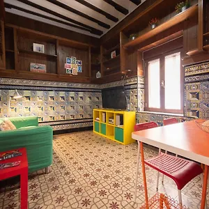 Arc House Only Adults Sevilha
